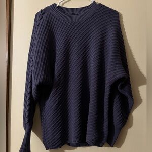 Simply Vera Vera Wang Sweater NWOT - Size Large